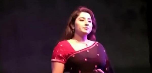  Bangladesh Eva Rahman cleavage